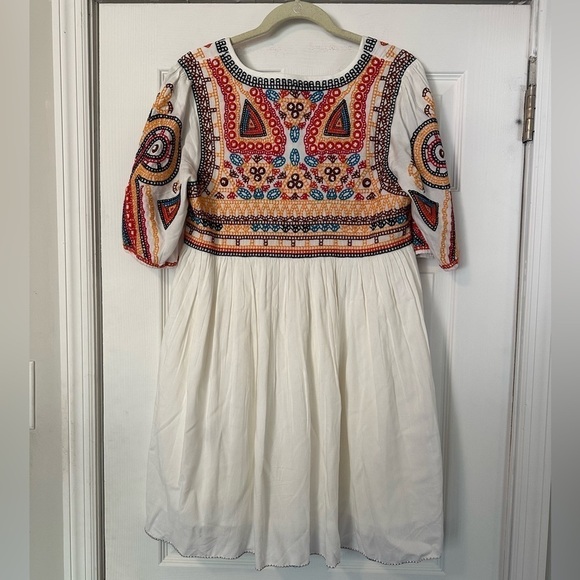 Tolani Embroidered Bust Dress - Picture 5 of 11